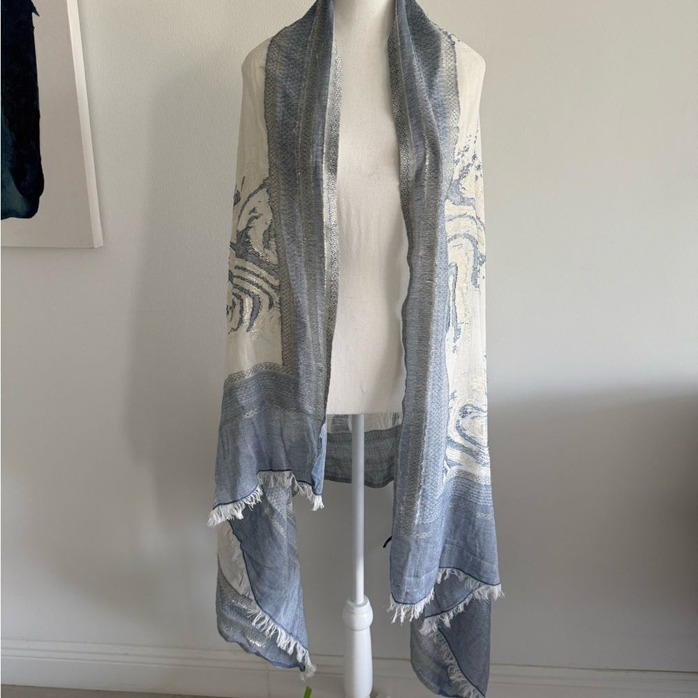 Elegant Blue and white shawl